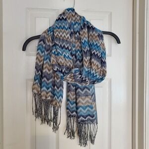 Blue Tan Chevron Zigzag Knit Scarf with Fringe Trim Lightweight Boho Casual